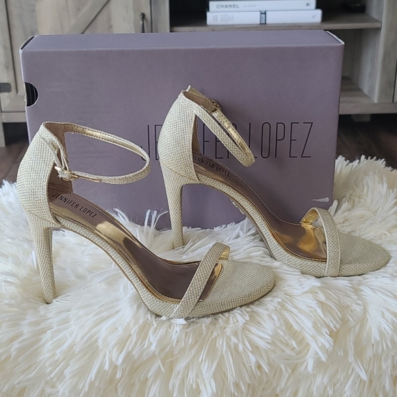 ❤JLO Cozette Sparkle Heels❤ - Picture 3 of 11
